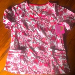 NWT Peaches scrub top. Size large.